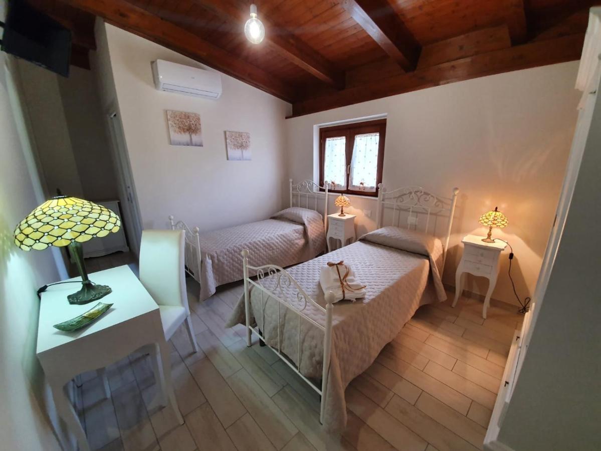 Colle Del Mirto Villa Castelnuovo Cilento Екстериор снимка