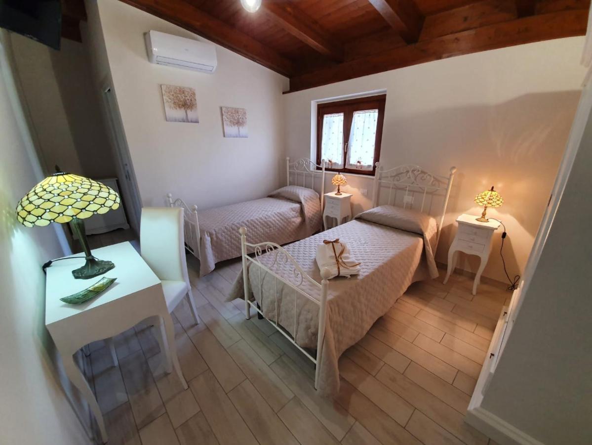 Colle Del Mirto Villa Castelnuovo Cilento Екстериор снимка