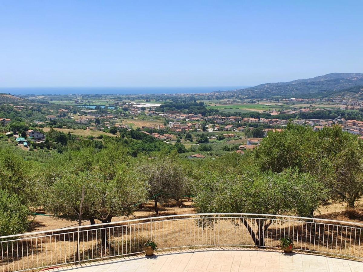 Colle Del Mirto Villa Castelnuovo Cilento Екстериор снимка